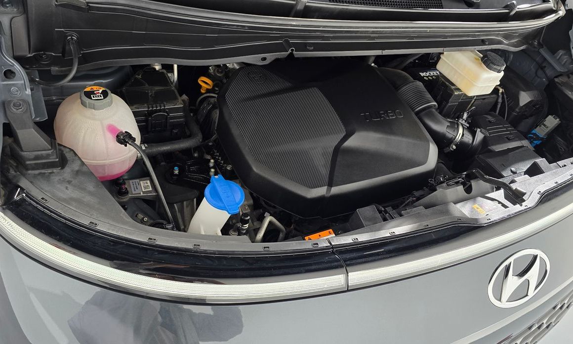 Hyundai Staria 2023