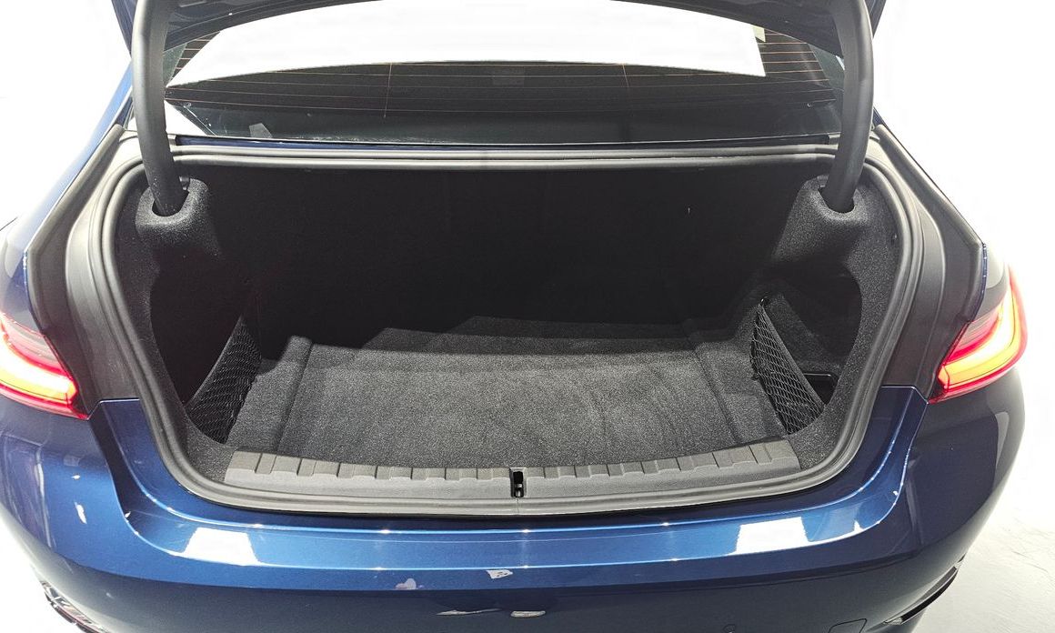 BMW 3-Series 2021
