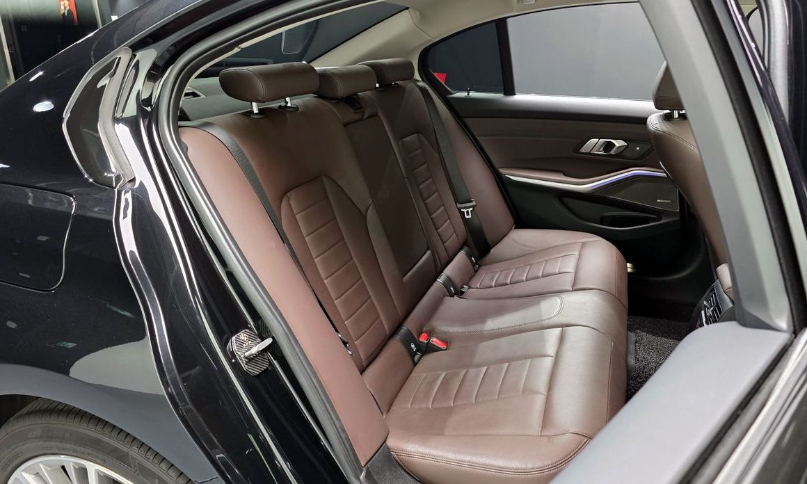 BMW 3-Series 2021
