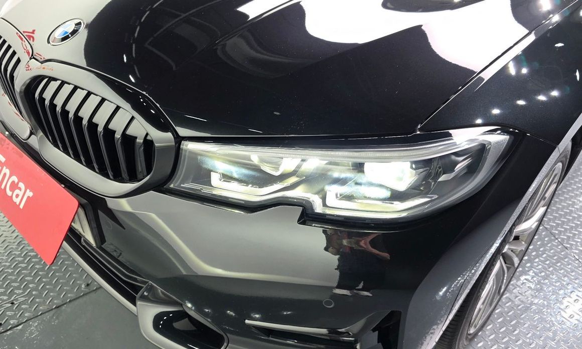 BMW 3-Series 2021