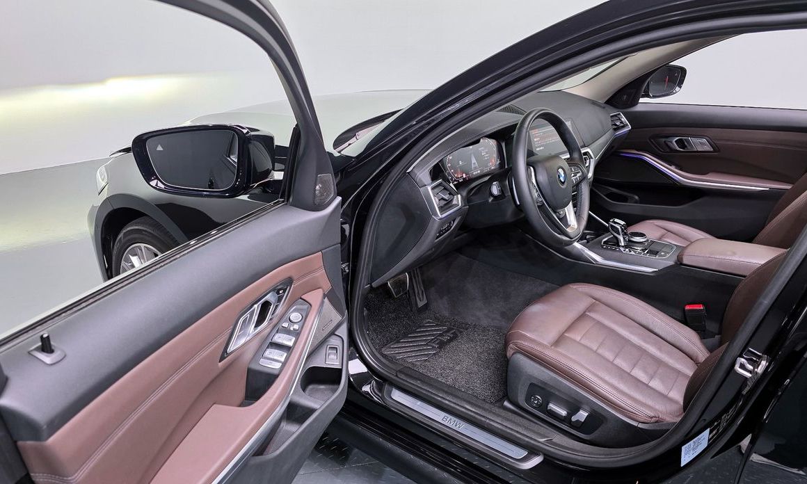 BMW 3-Series 2021