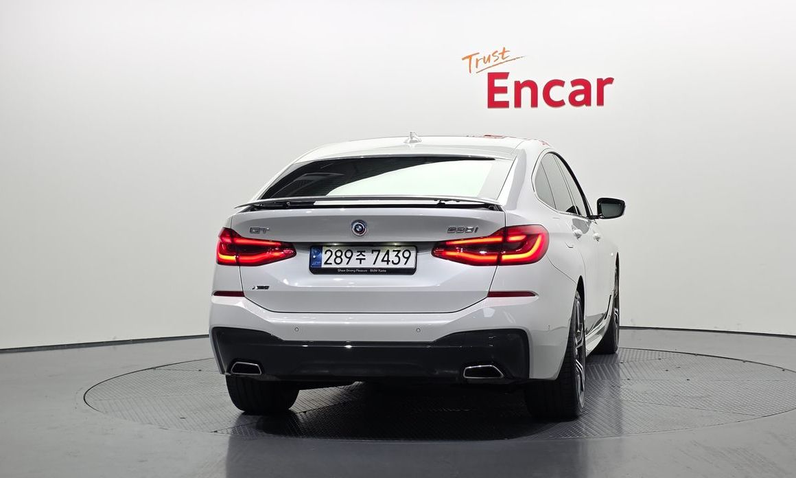 BMW Gran Turismo 2023