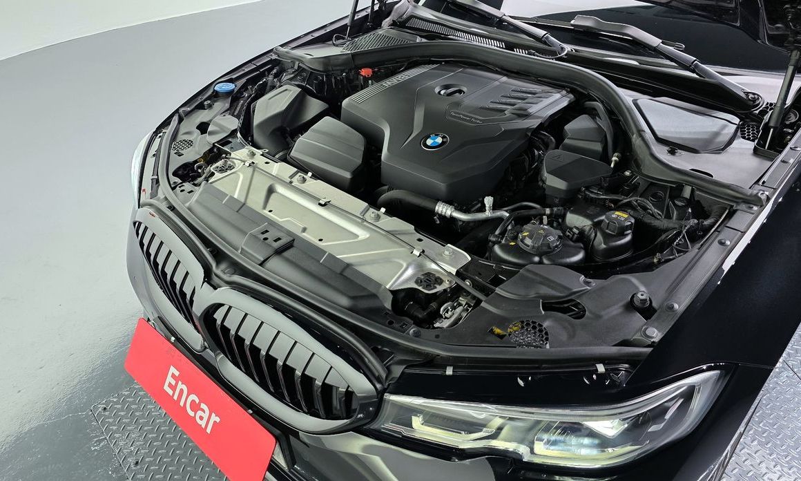 BMW 3-Series 2021