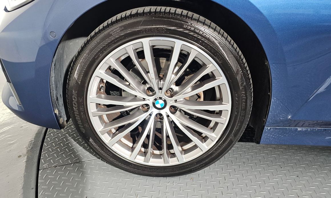 BMW 3-Series 2021