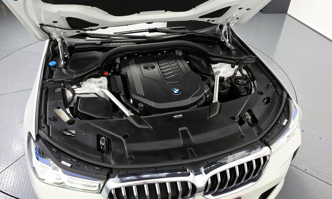 BMW Gran Turismo 2023