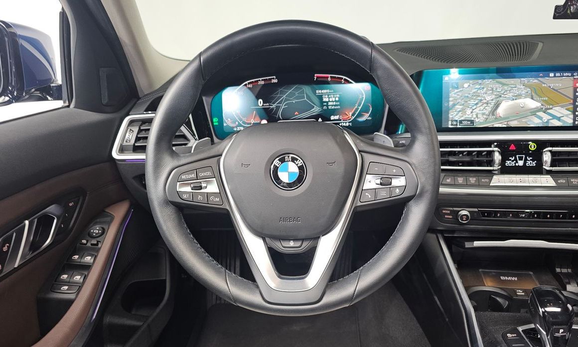 BMW 3-Series 2021