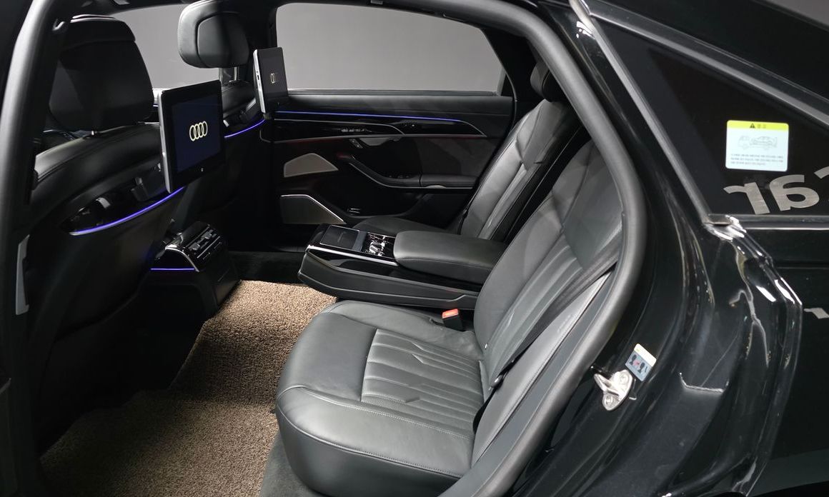 Audi A8 2021