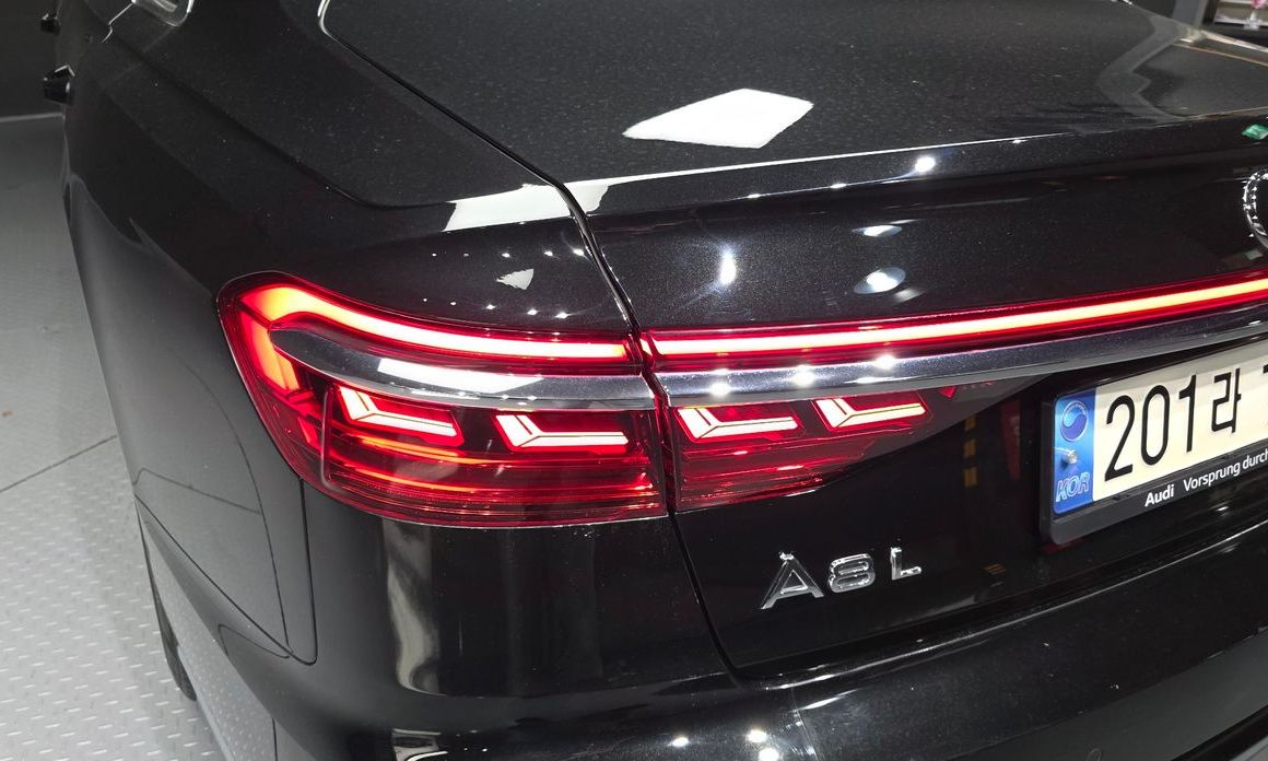 Audi A8 2021