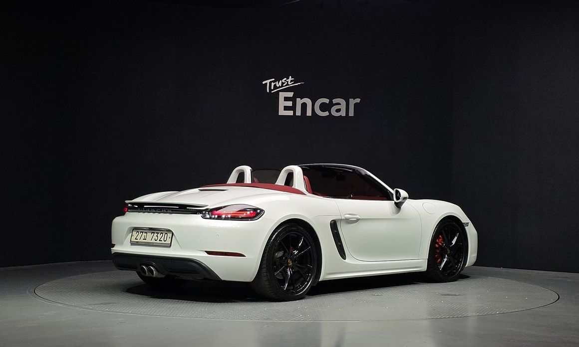 Porsche 718 2017