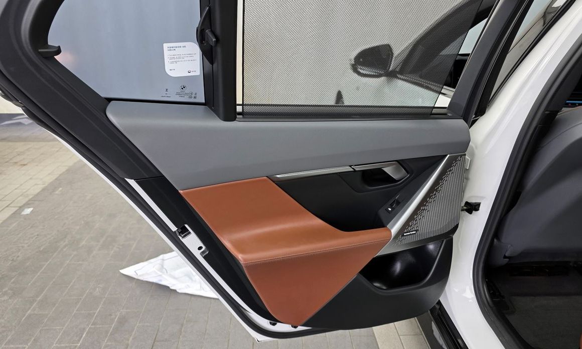 BMW 5-Series 2024