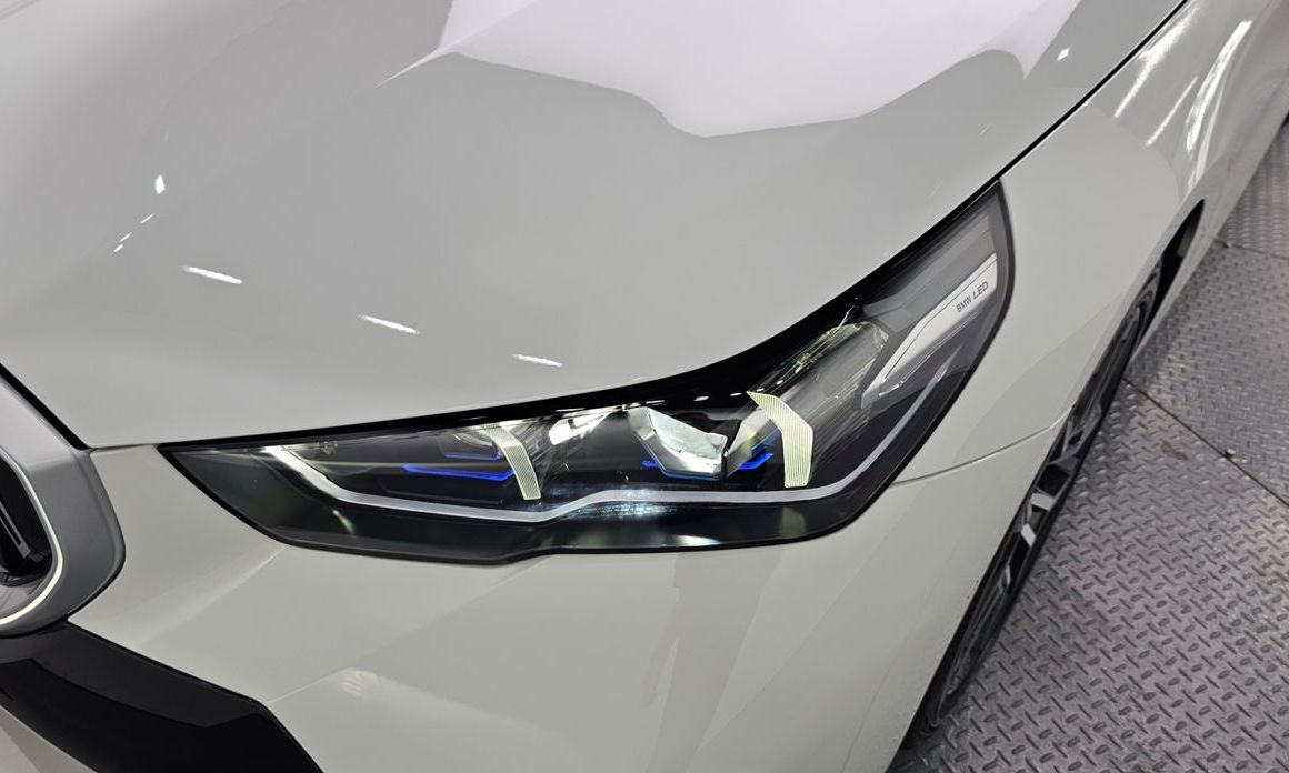 BMW 5-Series 2024