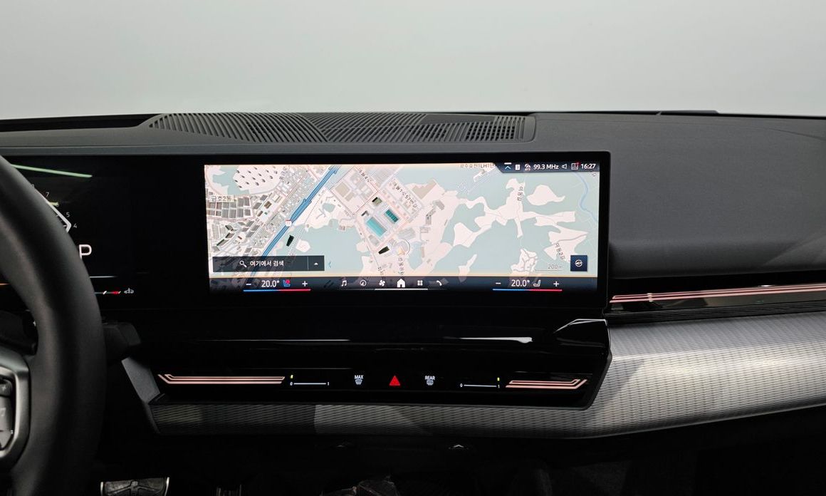 BMW 5-Series 2024