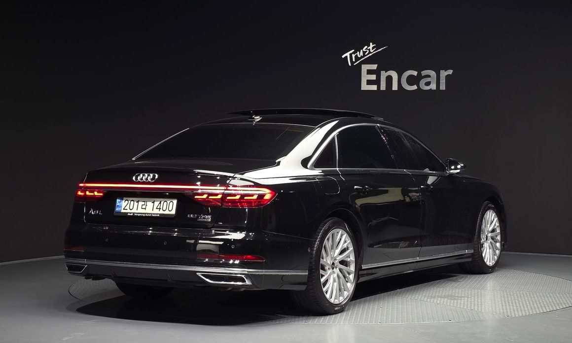 Audi A8 2021