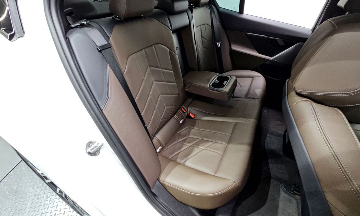 BMW 5-Series 2024