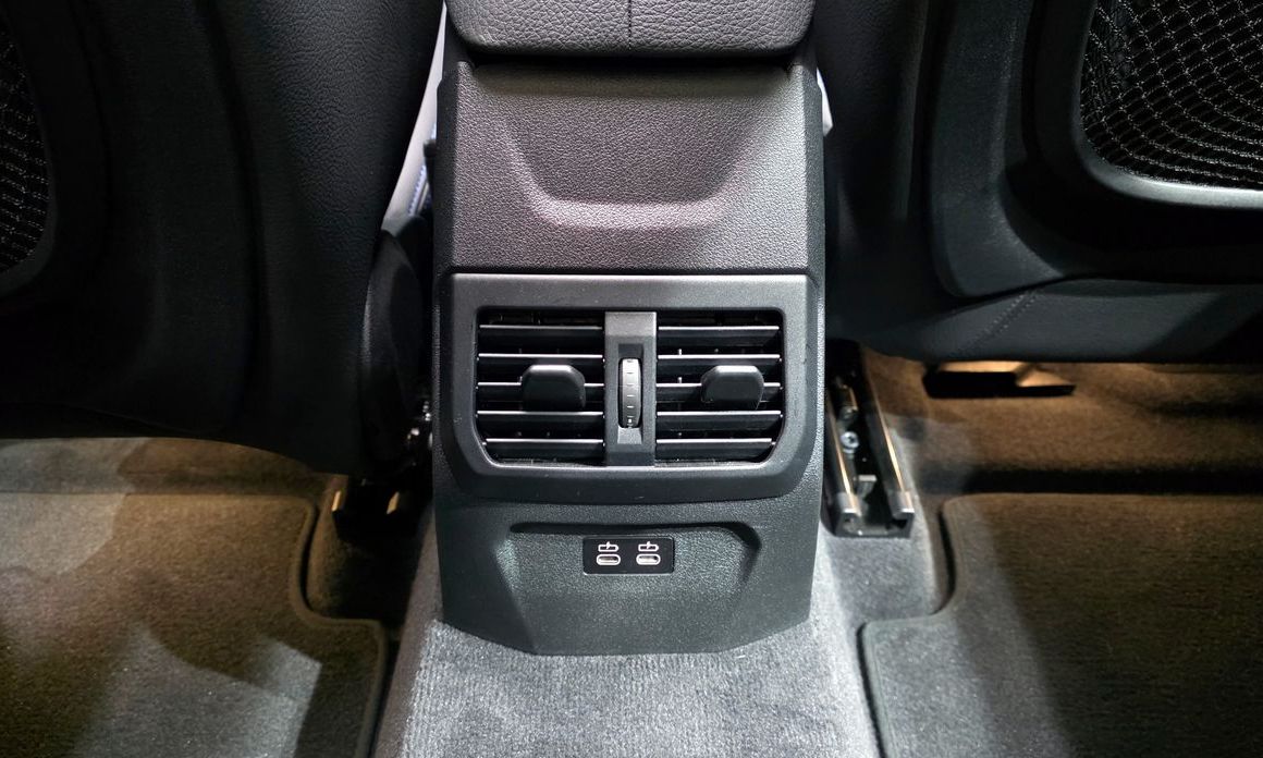 BMW 1-Series 2024