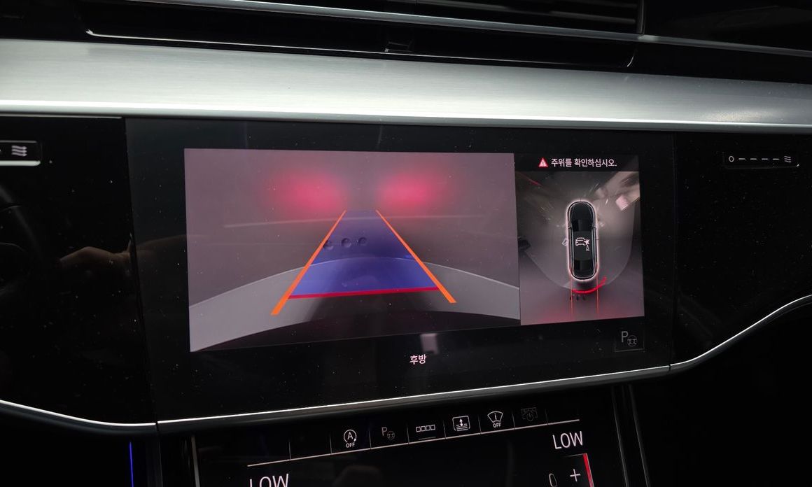 Audi A8 2021