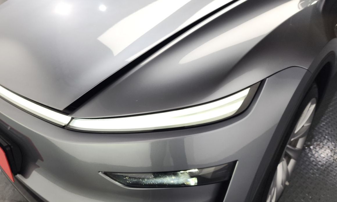 Tesla Model Y 2025