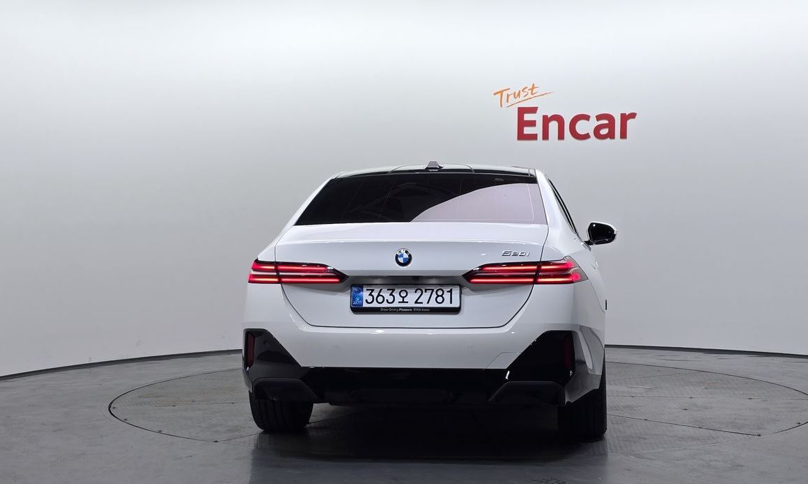 BMW 5-Series 2026