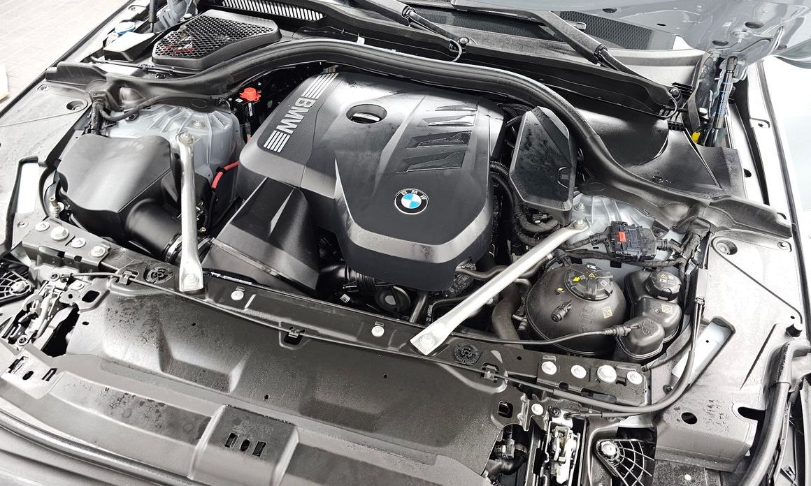 BMW 5-Series 2024