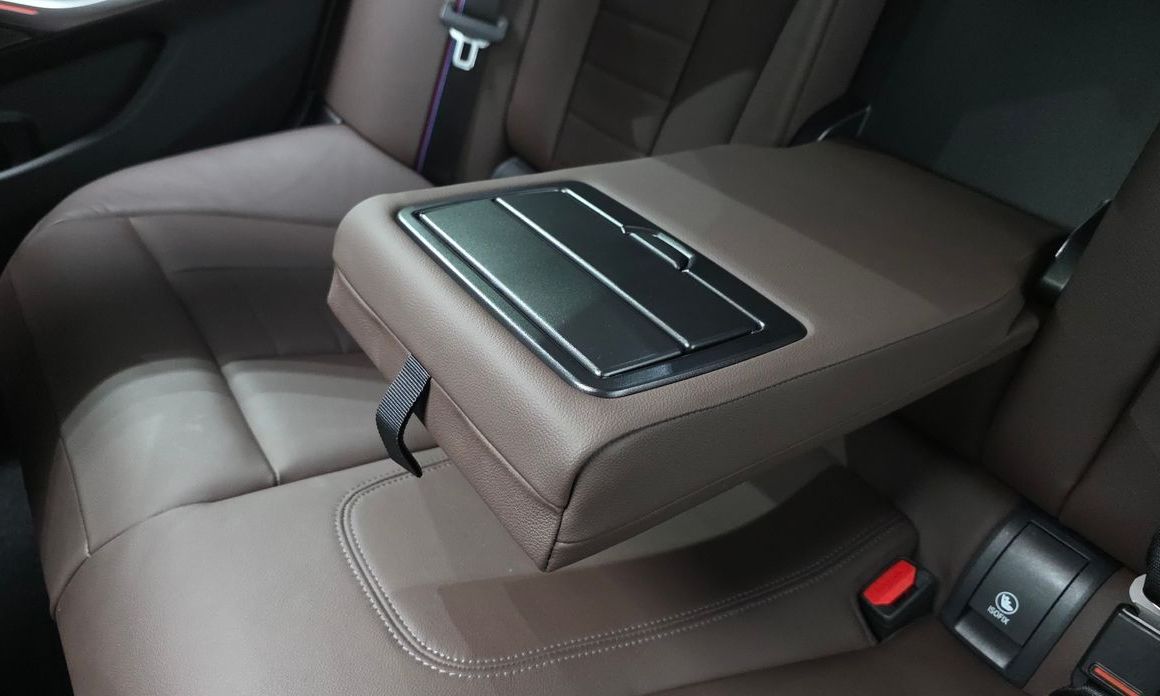 BMW 3-Series 2025
