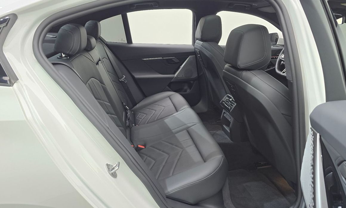 BMW 5-Series 2026