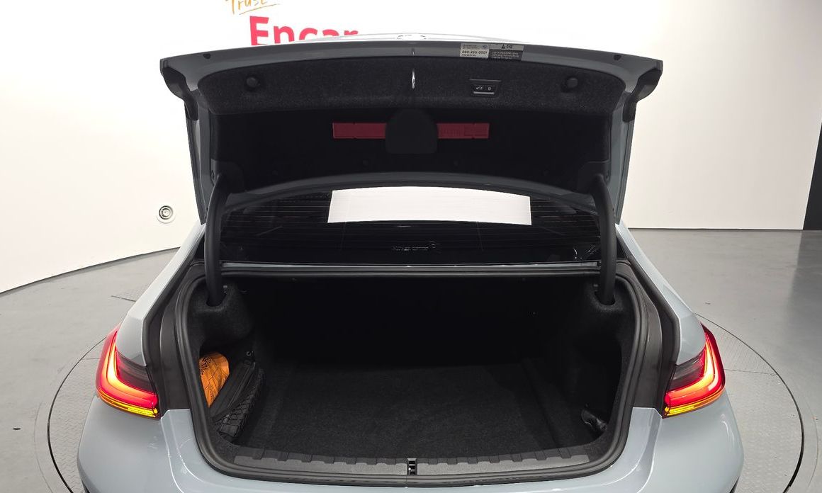 BMW 3-Series 2025