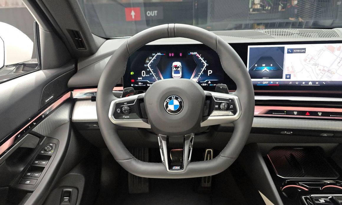 BMW 5-Series 2025