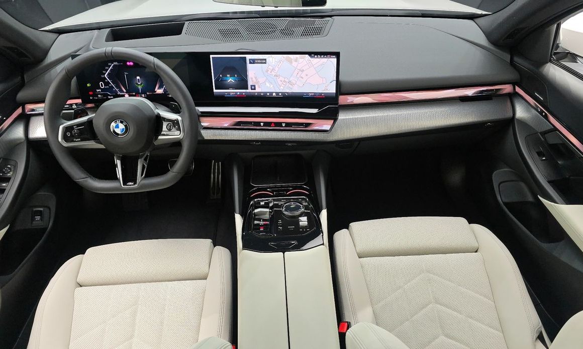 BMW 5-Series 2025