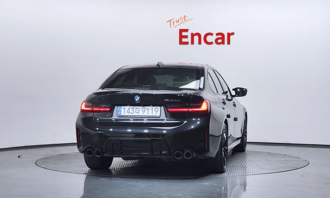 BMW 3-Series 2024