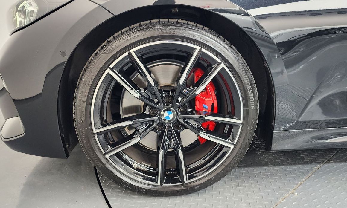 BMW 3-Series 2024