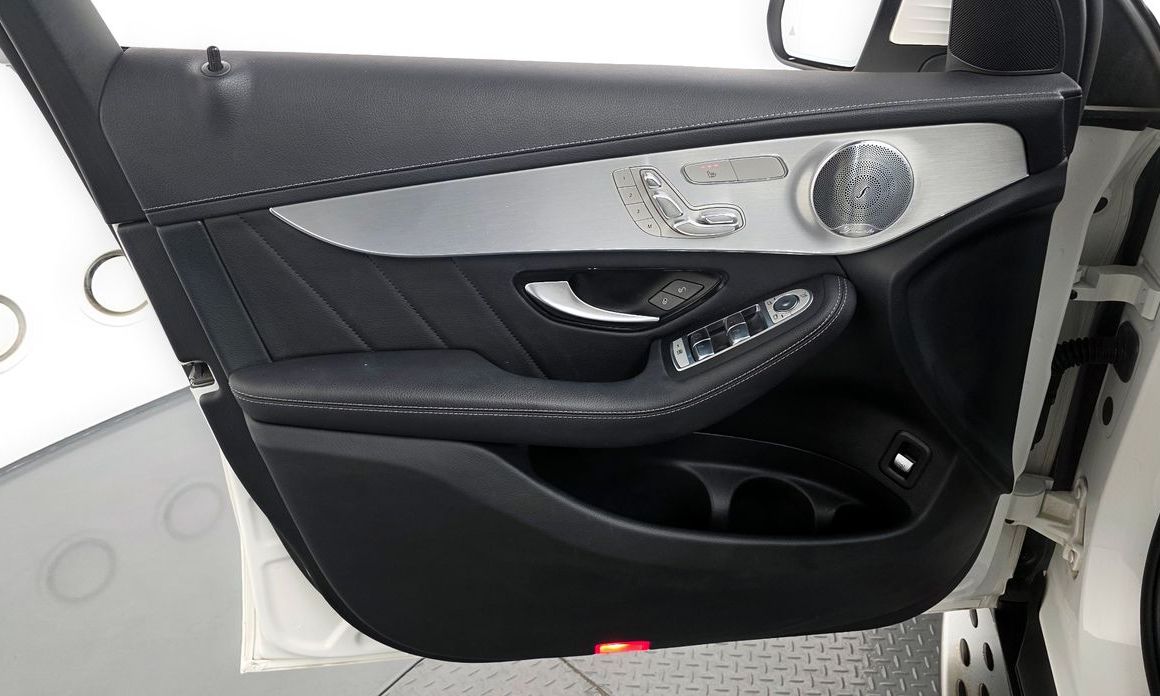 Mercedes-Benz GLC-Class 2019