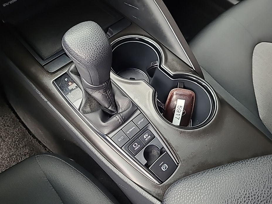 Toyota Camry 2022