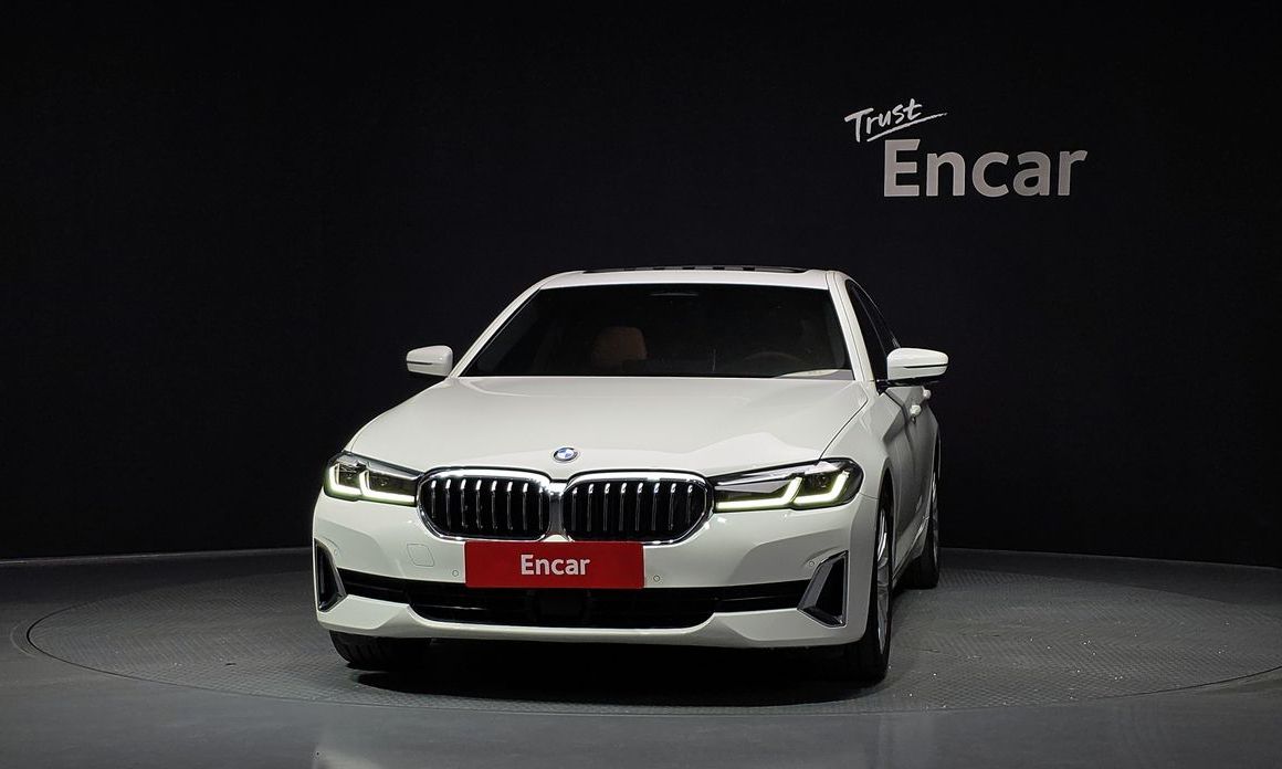 BMW 5-Series 2022