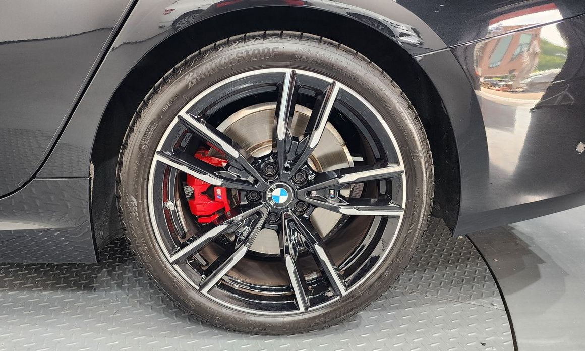 BMW 3-Series 2024