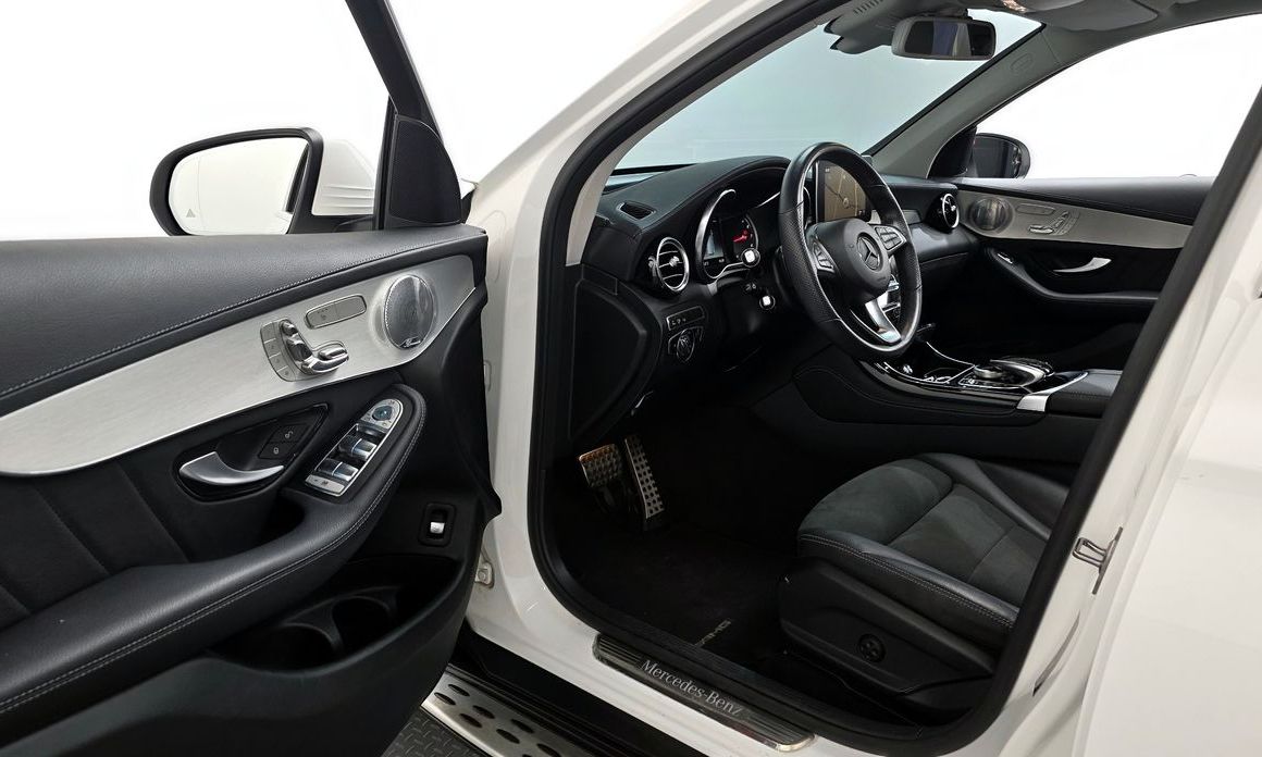 Mercedes-Benz GLC-Class 2019