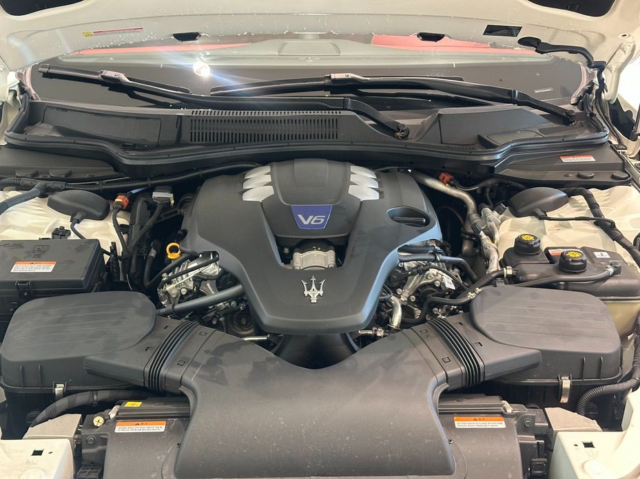 Maserati Ghibli 2023