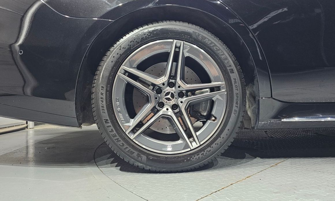 Mercedes-Benz S-Class 2022