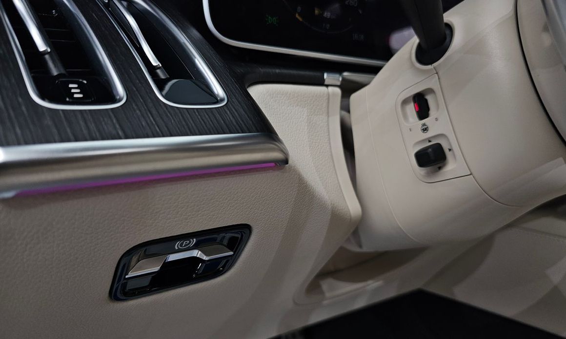 Mercedes-Benz S-Class 2021