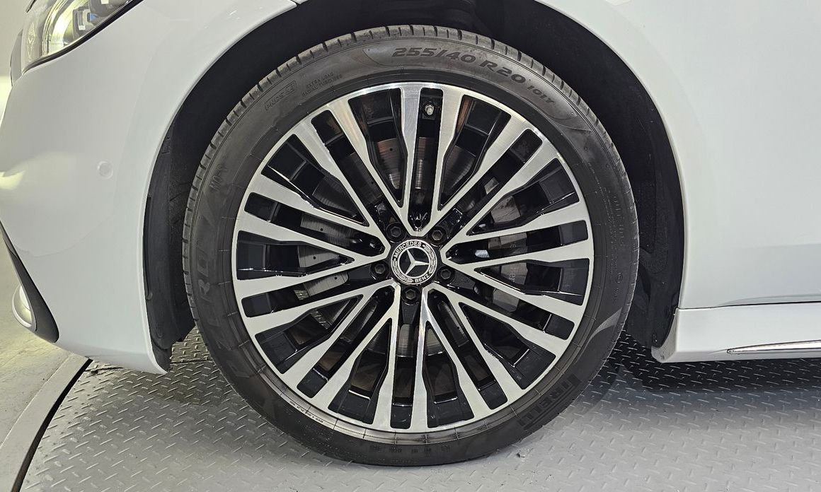 Mercedes-Benz S-Class 2021