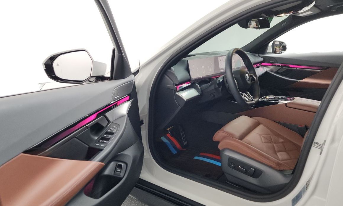 BMW 5-Series 2025