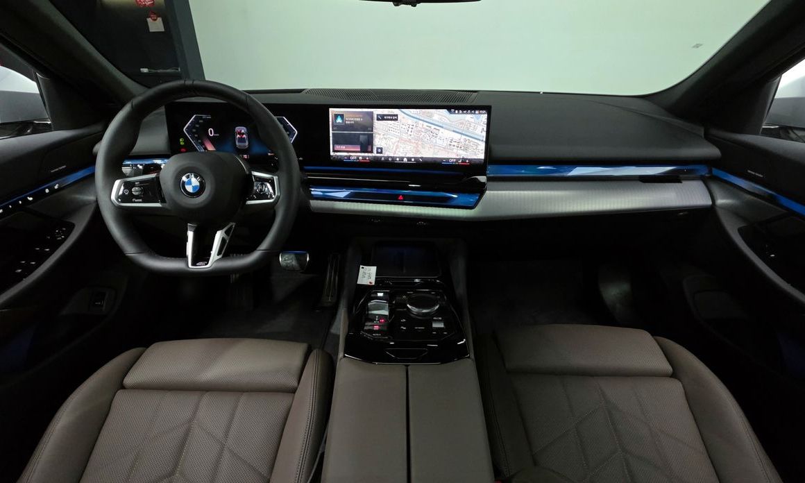 BMW 5-Series 2026