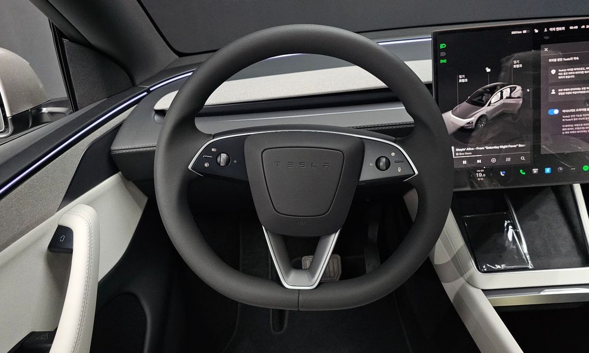 Tesla Model Y 2026
