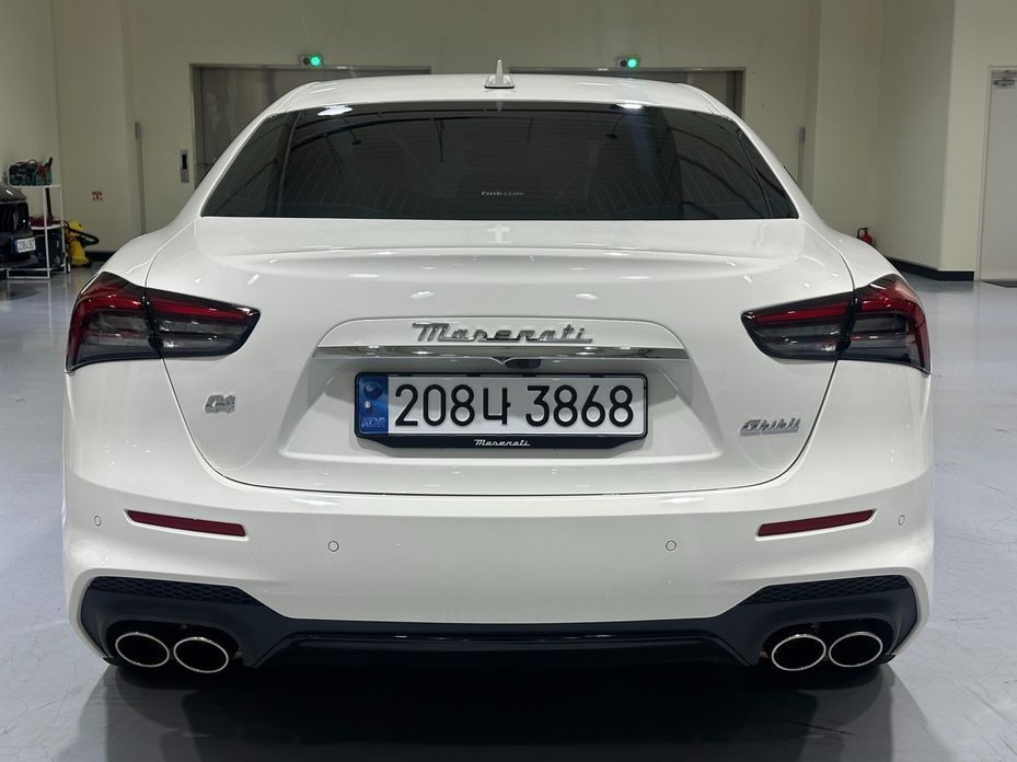 Maserati Ghibli 2023
