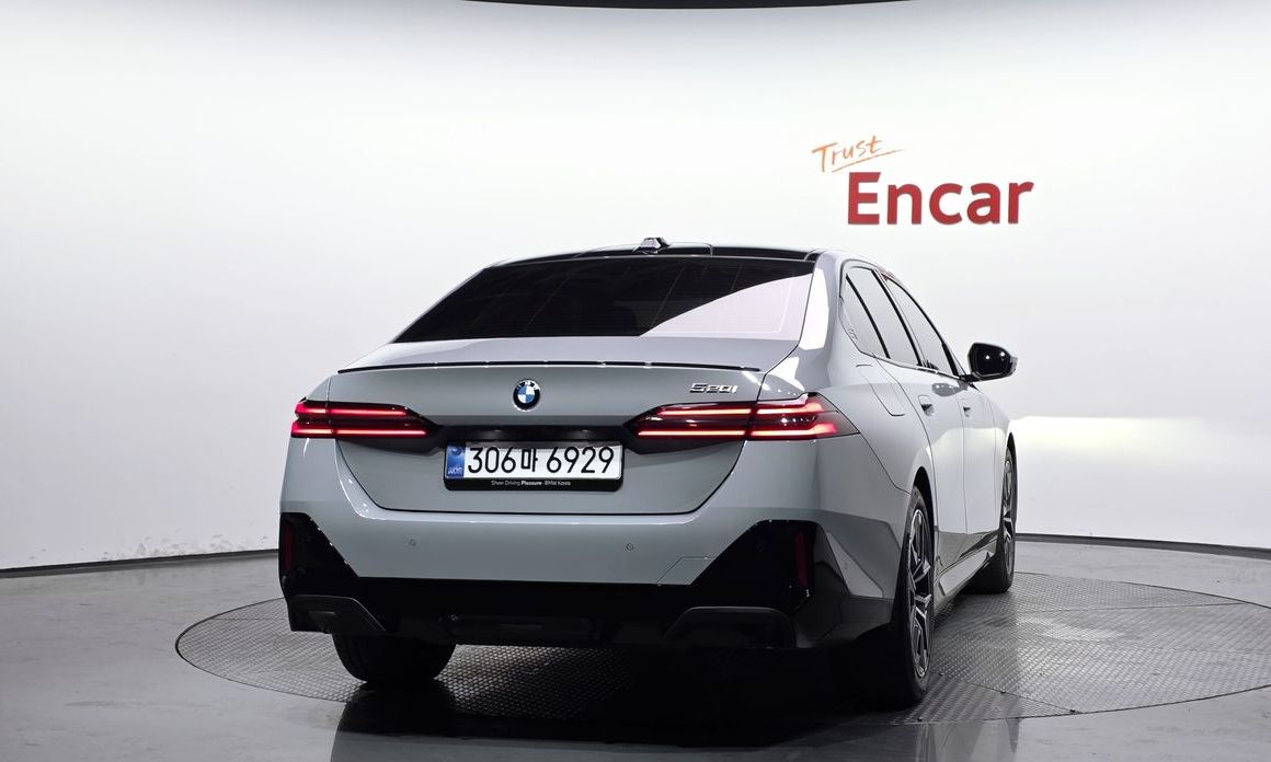 BMW 5-Series 2026