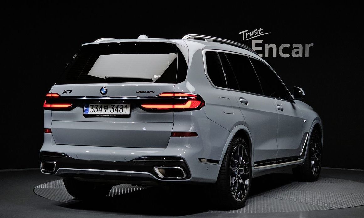 BMW X7 2024