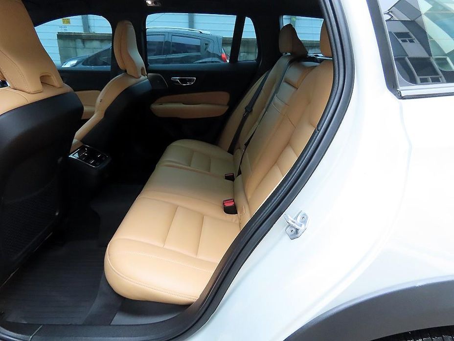 Volvo V60 2022