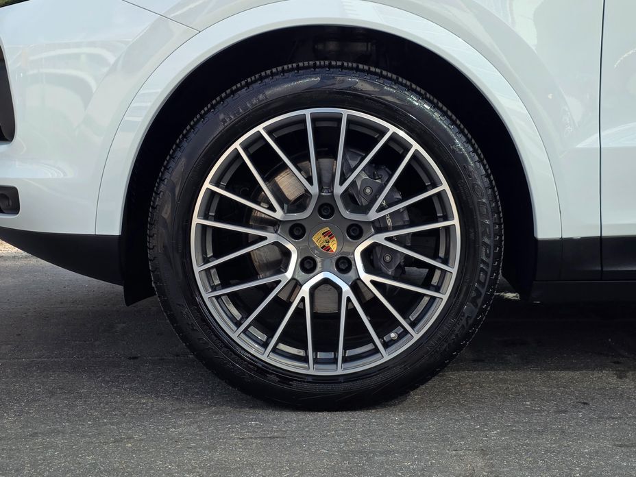 Porsche Cayenne 2021