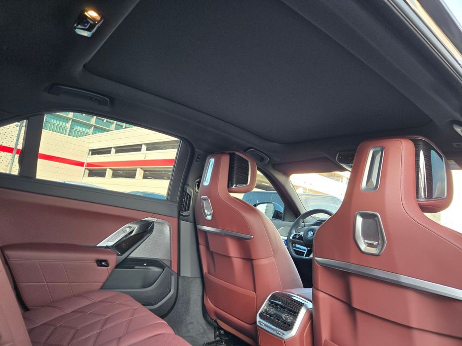 BMW 7-Series 2025