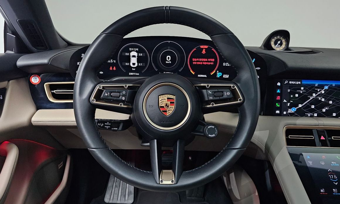 Porsche Taycan 2023