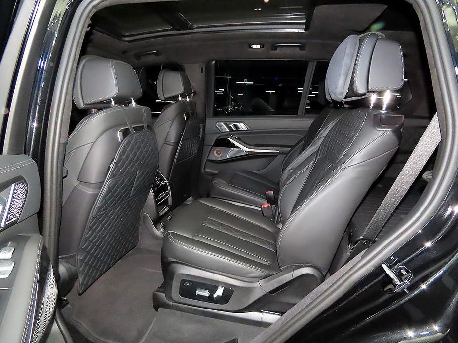 BMW X7 2024